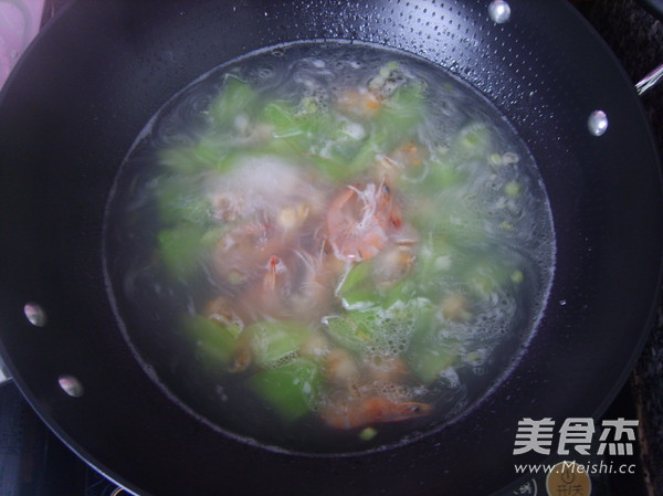 Lettuce Seafood Soup recipe