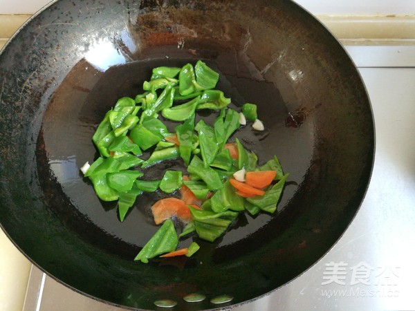 Fried Sea Cucumber Spots recipe