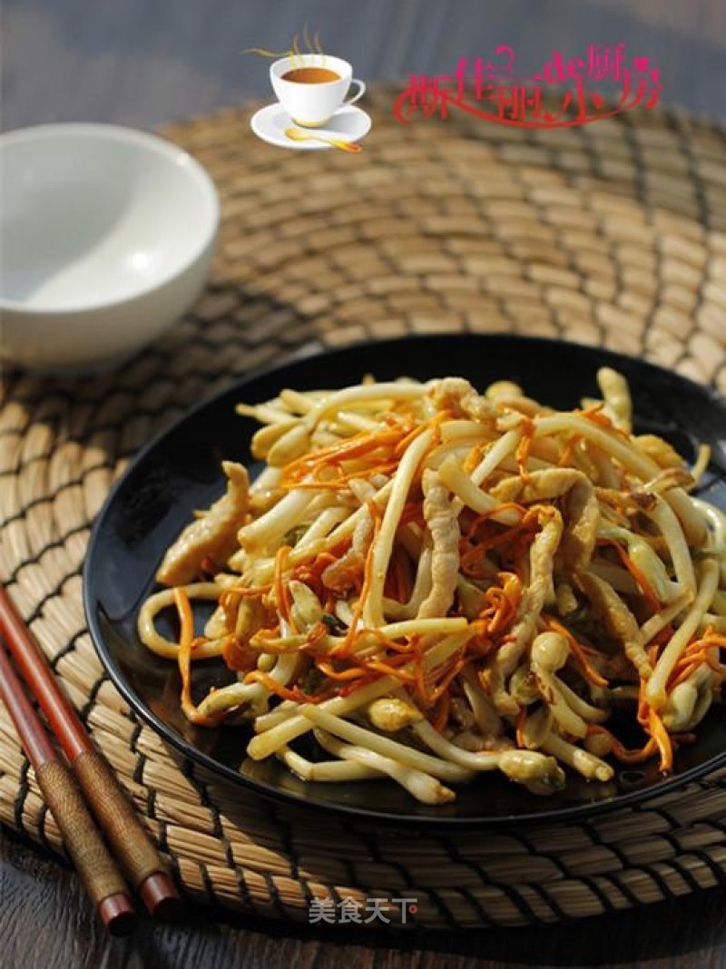 Stir-fried Shredded Pork with Cordyceps Flower and Peanut Bud recipe