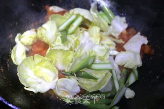 Fried Dumpling Skin and Vegetable Noodles recipe