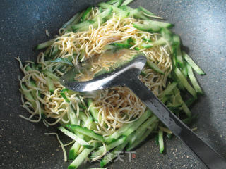 Cucumber Fried Dried Shreds recipe