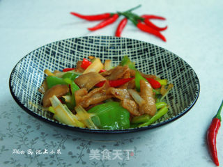 Stir-fried Hot Pepper Sausage recipe