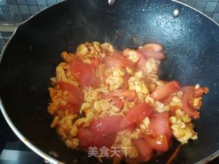 Scrambled Eggs with Tomatoes recipe
