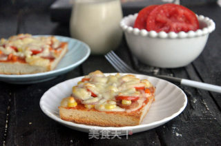 Sausage Toast Pizza recipe