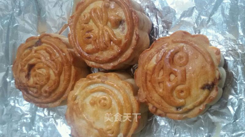 Cantonese Cartoon Bean Paste Mooncake recipe