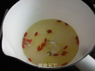 Autumn Nourishment-chinese Wolfberry and Ginseng Chicken (one Dish, One Soup) recipe