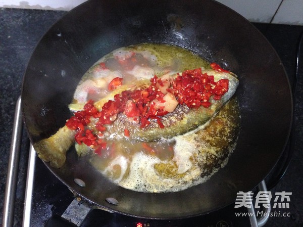 Pan Fried Small Yellow Croaker recipe