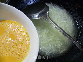 Eggs Night Flower Soup recipe