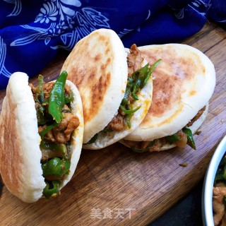 Stir-fried Pork Bun with Cumin recipe