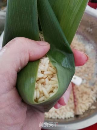 Chestnut Egg Yolk Meat Dumplings recipe