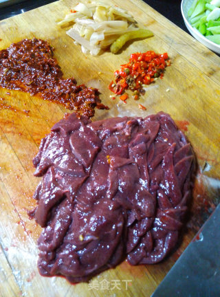 【pickled Pepper Pork Liver】 recipe