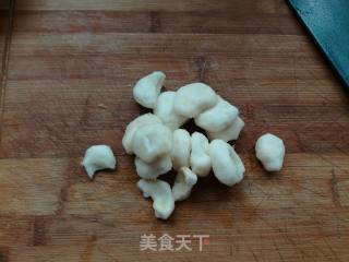 Spinach Soup with Water Chestnut Meatballs recipe
