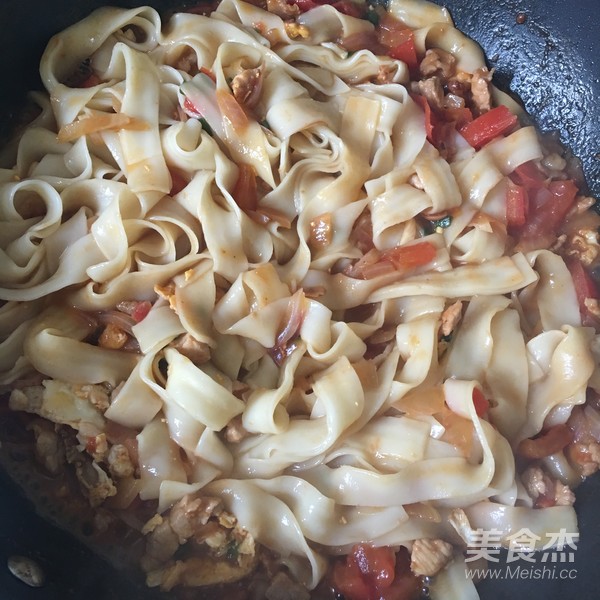 Fried Egg Noodles recipe