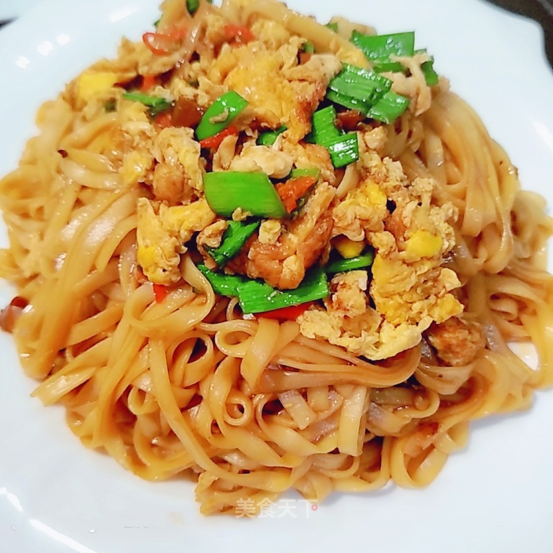 Fried Noodle with Egg