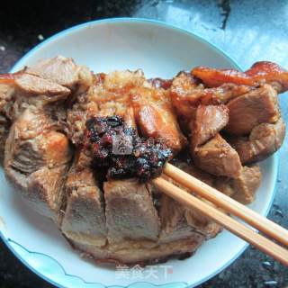 Laoganma Steamed Pork Knuckle recipe