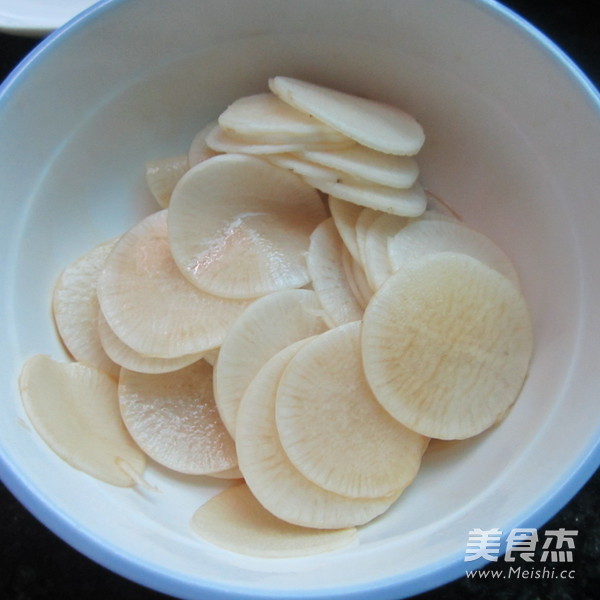 Mixed White Radish Slices recipe