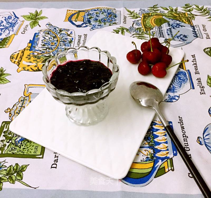 Italian Blueberry Vanilla Panna Cotta recipe