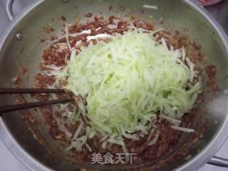 Dumplings Stuffed with Beef and Chayote recipe