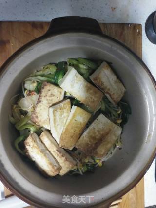 Green Vegetables, Bean Sprouts and Tofu in Claypot recipe