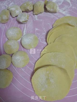 Yellow Rose Buns recipe