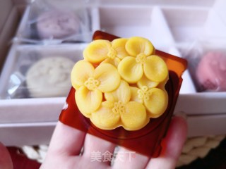 Momoyama Skin Mooncakes recipe