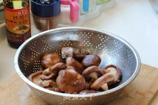 Braised Chicken with Mushrooms recipe