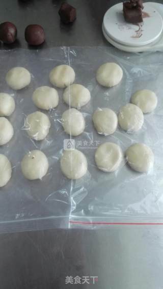 Su-style Fresh Meat Moon Cakes recipe