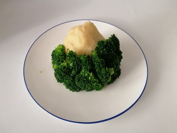 Broccoli Christmas Tree recipe