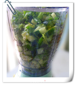 Honey Cucumber Celery Juice recipe