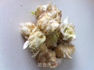 Stir-fried Fungus with Green Cabbage Heart recipe