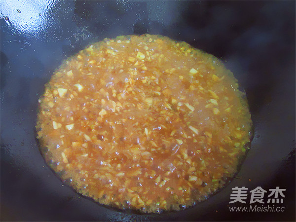 Flowered Garlic Vermicelli with Open Back Shrimp recipe