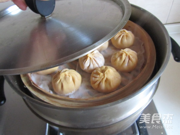 Pumpkin Three Fresh Soup Dumplings recipe