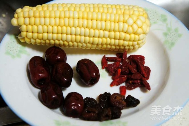 Sweet, Sweet and Smooth Tender Corn Porridge with Wolfberry and Red Dates recipe