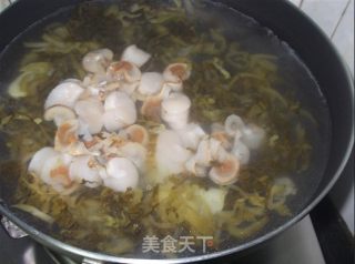 Sauerkraut Scallop Soup recipe