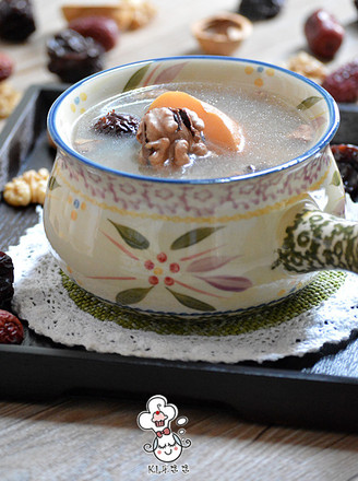Supor. Chinese Pottery Walnut and Black Date Soup recipe