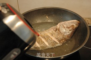 [zhejiang Cuisine] Soup is Delicious and Delicious Ningbo Flavor·yellow Croaker in Soup with Pickled Vegetables recipe