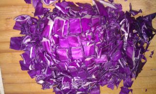 Purple Shoe-shaped Steamed Dumplings recipe