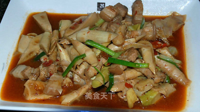 A Meat-loving Dish to Cool Off The Heat and Go to The Fire--bitter Bamboo Shoots Braised Pork Belly recipe