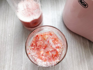 Strawberry Cheese Milk Cover recipe