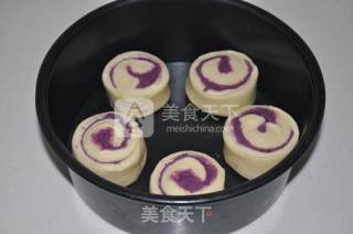 Purple Sweet Potato Bread Roll recipe