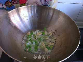 Fried Lentils with Shrimp Paste recipe