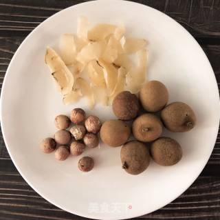 Longan Lotus Seed Lily Tea recipe