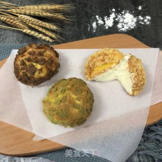 Crispy Vanilla Custard Puffs recipe