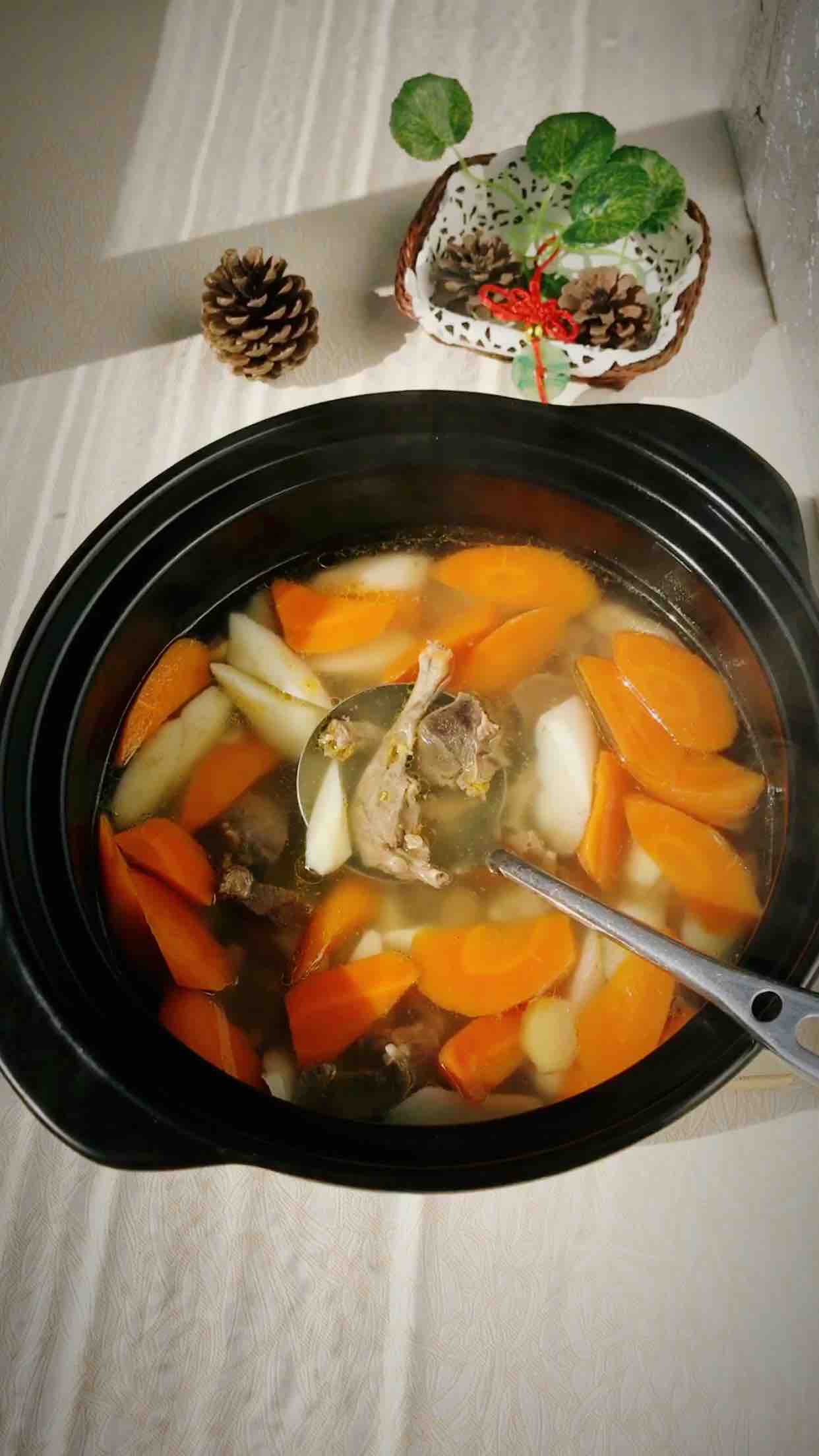 Stewed Pigeon with Yam and Carrot recipe