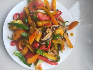 Lazy Must-have Quick Dish-fried Mushrooms with Colored Peppers recipe