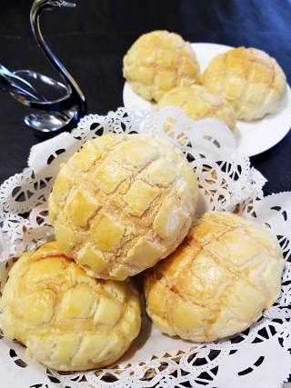 Custard Pineapple Bun recipe