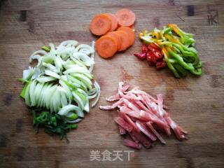 [yantai] Scallion Fried Noodles with Pork and Bone Soup recipe