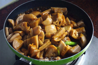 Braised Pork Belly with Lotus Root recipe