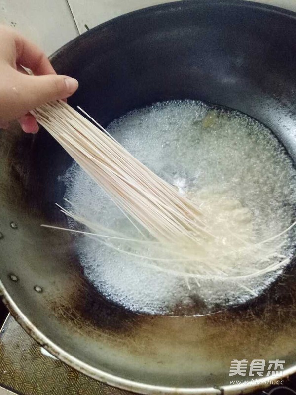 Scallion Noodles recipe