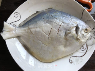 Sweet and Sour Pomfret recipe